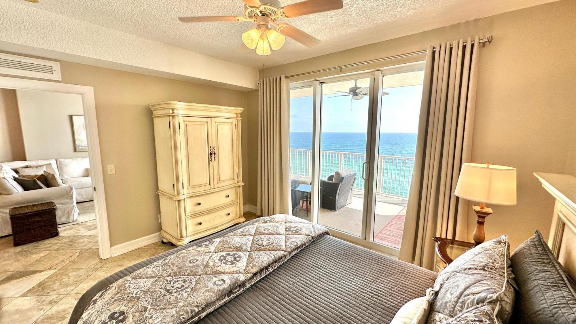 Holiday home Tropic Winds 1606